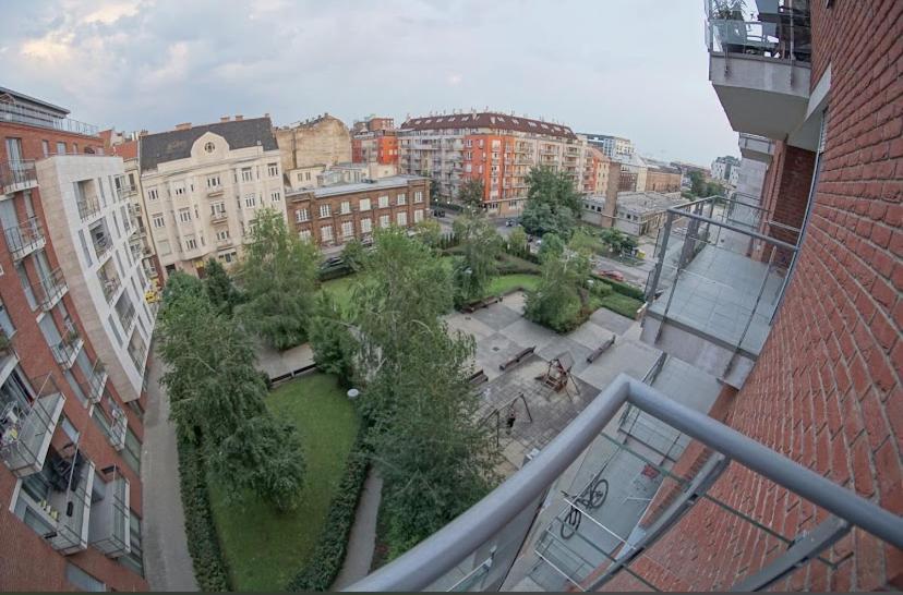 Joker Budapeste Exterior foto